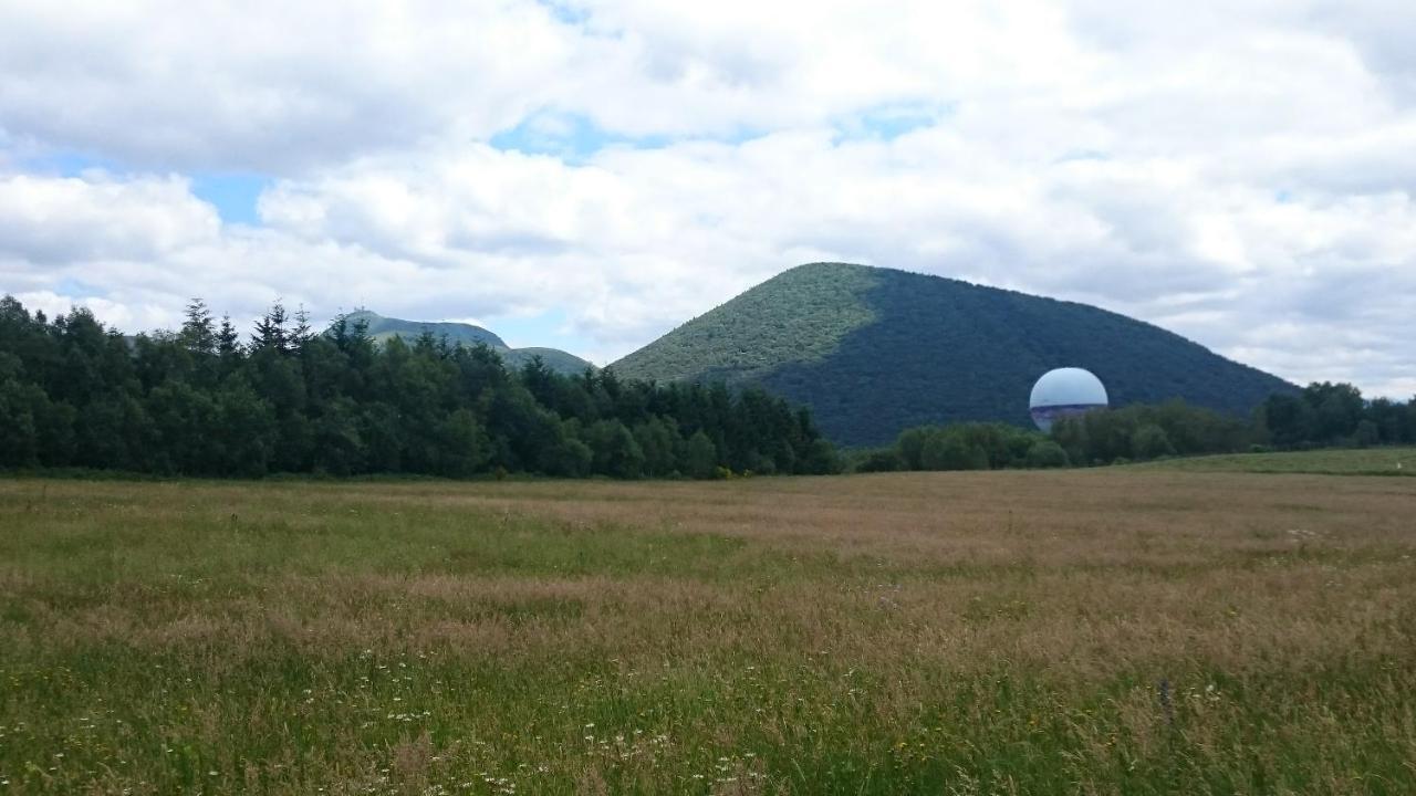 Sejour Au Coeur Des Volcans Saint-Ours  Luaran gambar
